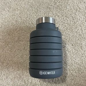 Ice water expandable water bottle